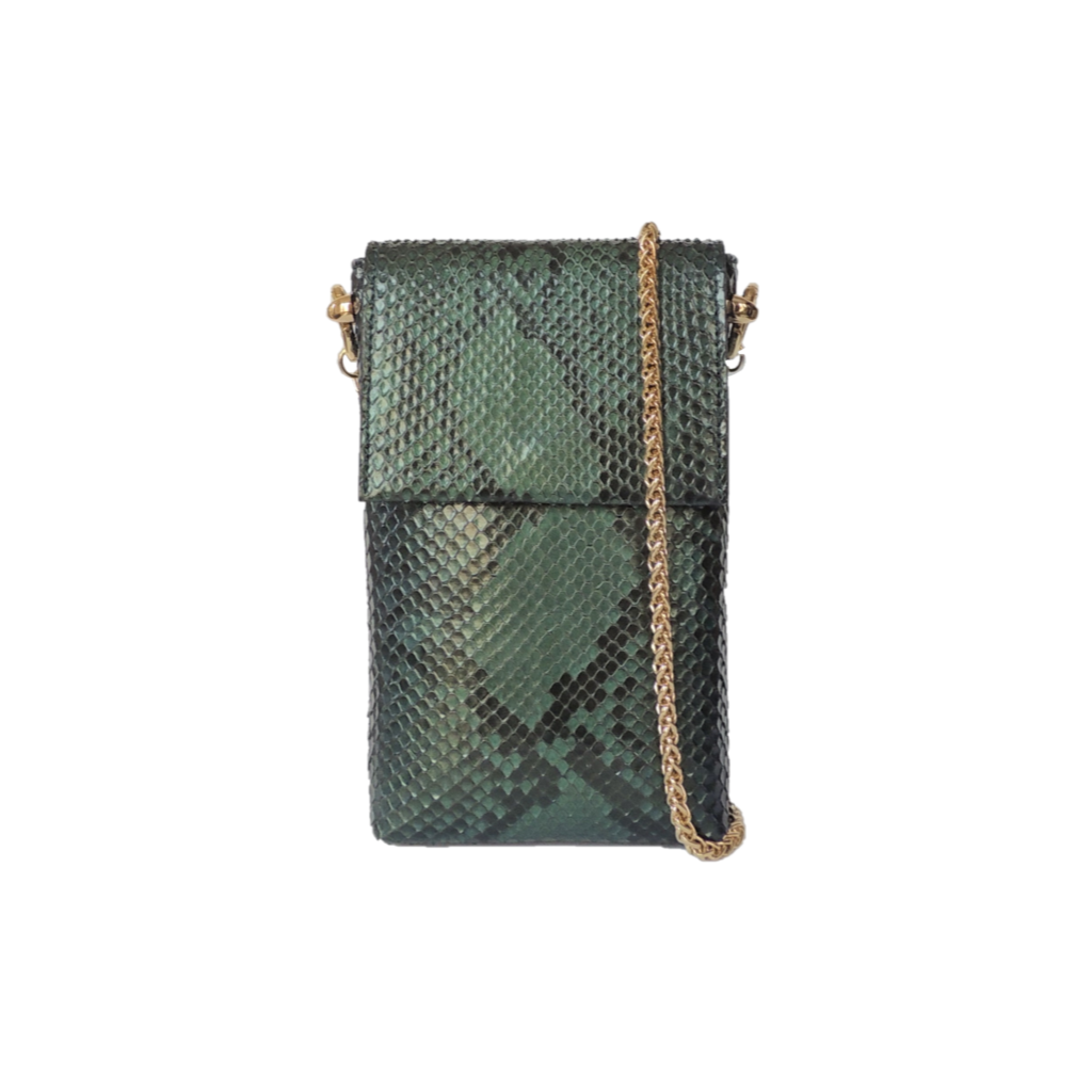 Bolso en piel de serpiente natural verde brillo con cadena metálica dorada para colgar en bandolera o del hombro