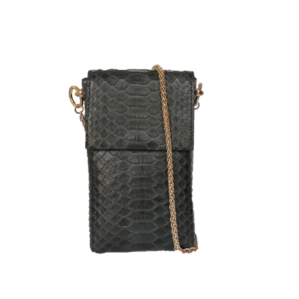 Bolso en piel de serpiente natural verdemate con cadena metálica dorada para colgar en bandolera o del hombro
