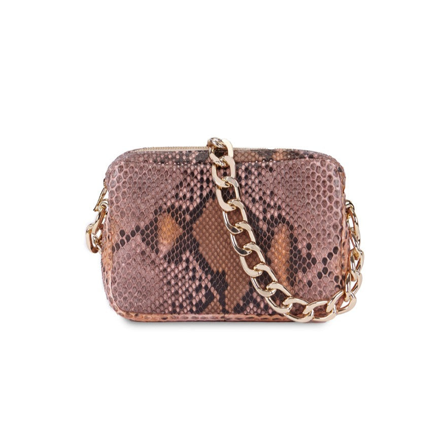 Bolso piel serpiente pitón natural color salmón con asa de cadena